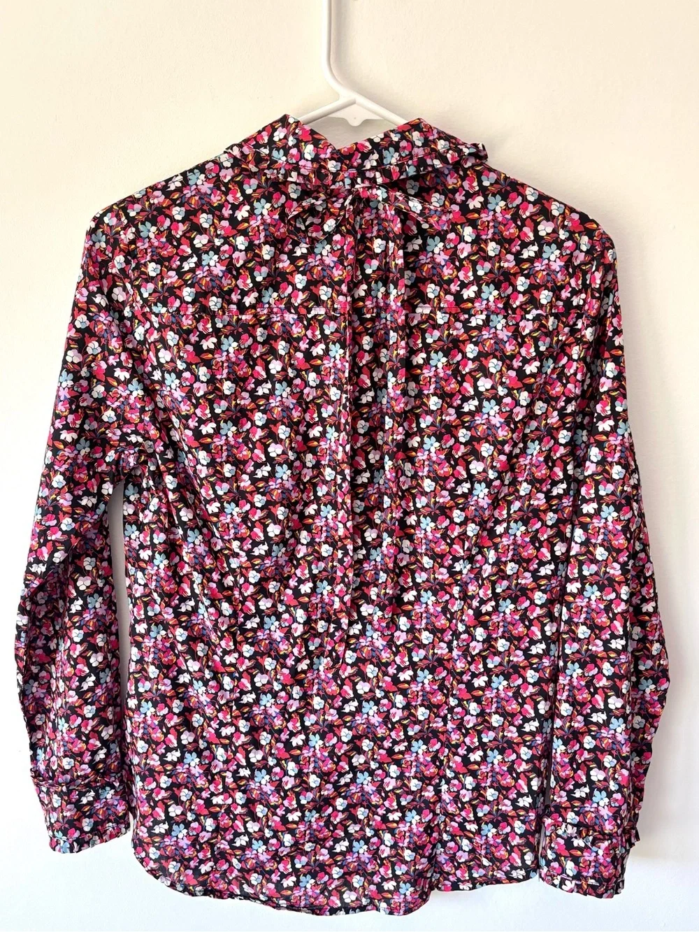 J. Crew Liberty Floral Print Sarah Button Down Front Neck Tie Preppy Black Pink